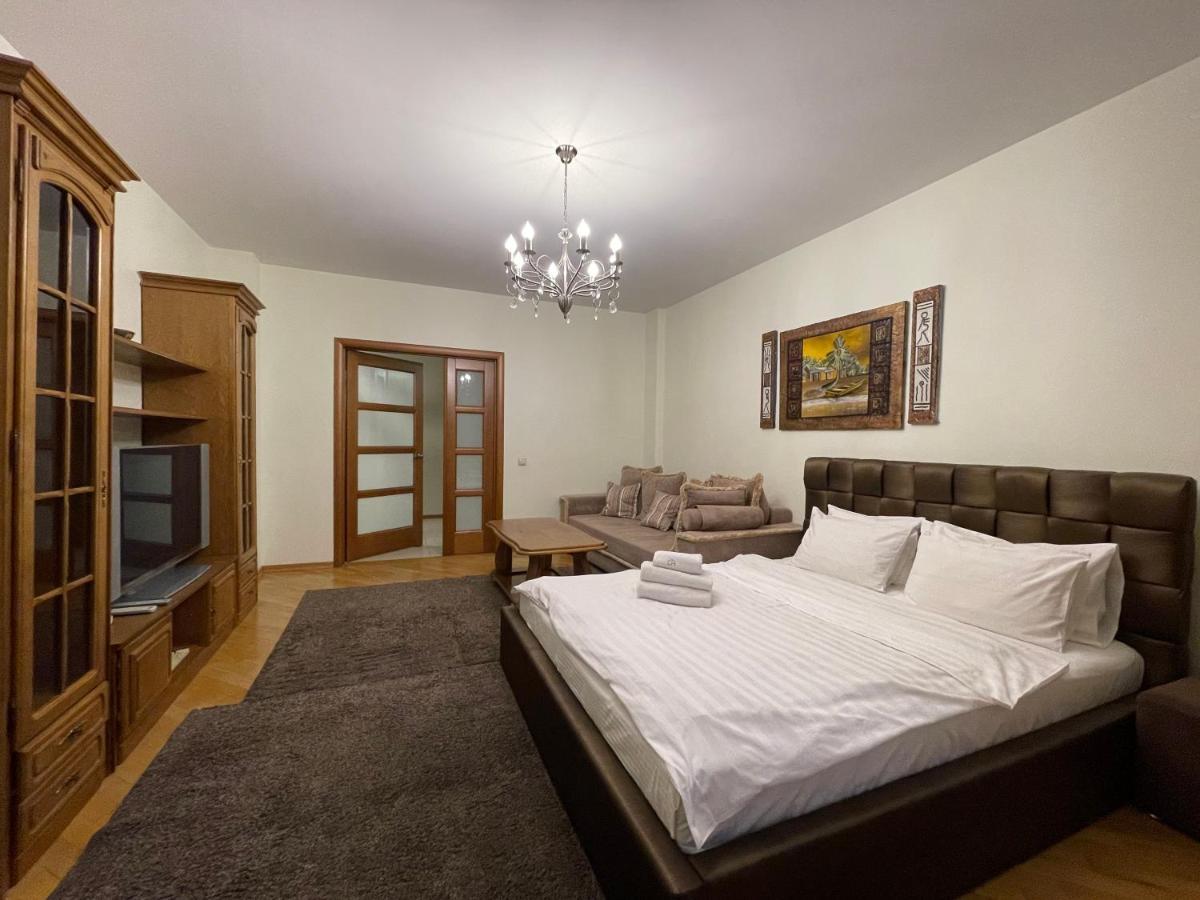 Arenda Apartments - Surganova,5A Минск Екстериор снимка