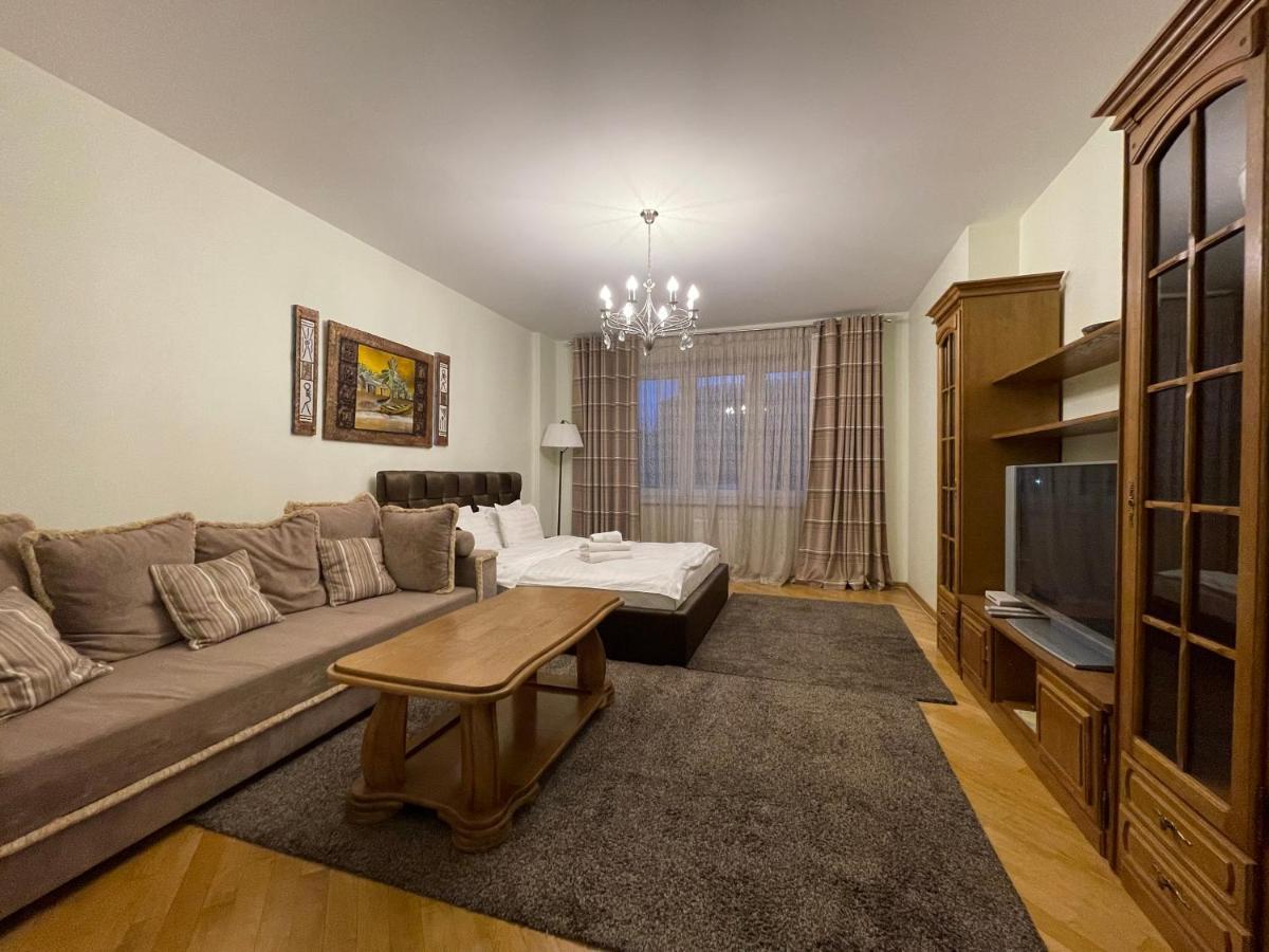 Arenda Apartments - Surganova,5A Минск Екстериор снимка